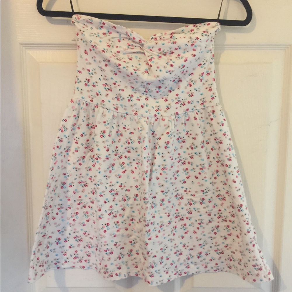 Floral front twist sleeveless dress!